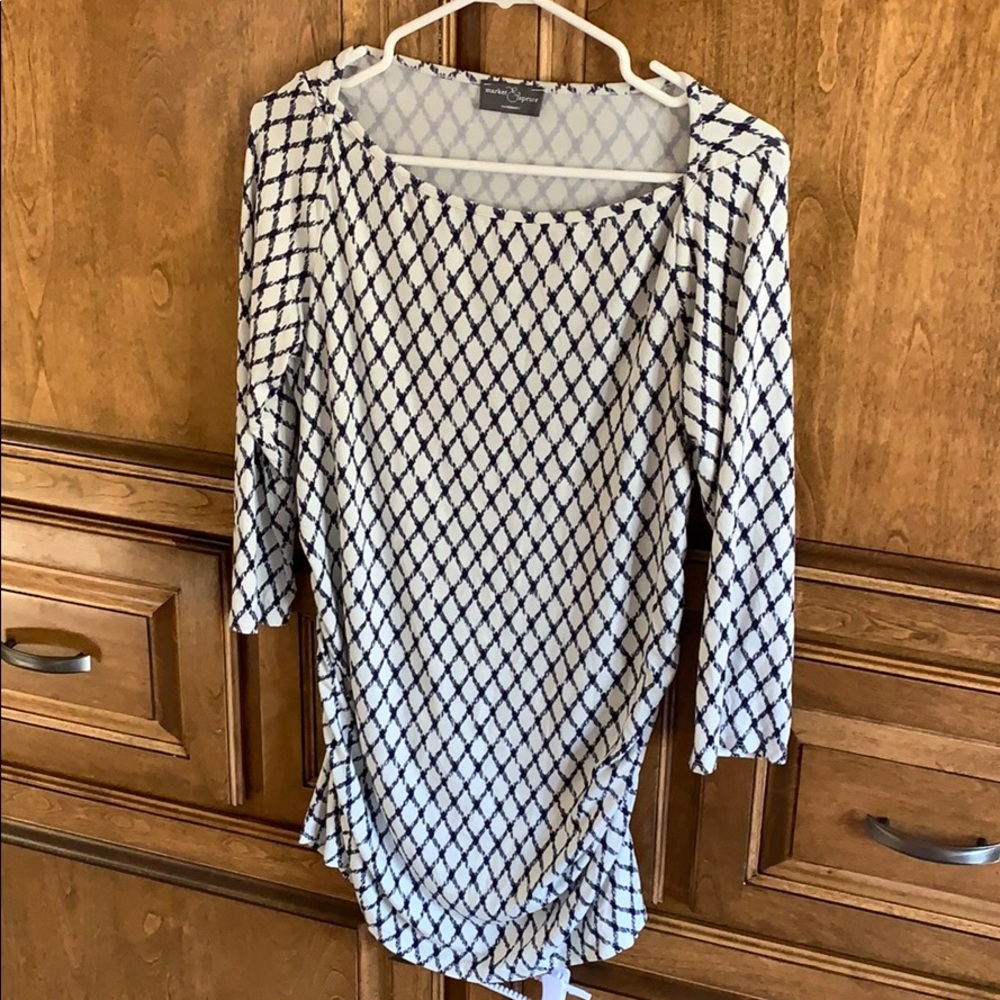 Maternity top. Navy blue and white